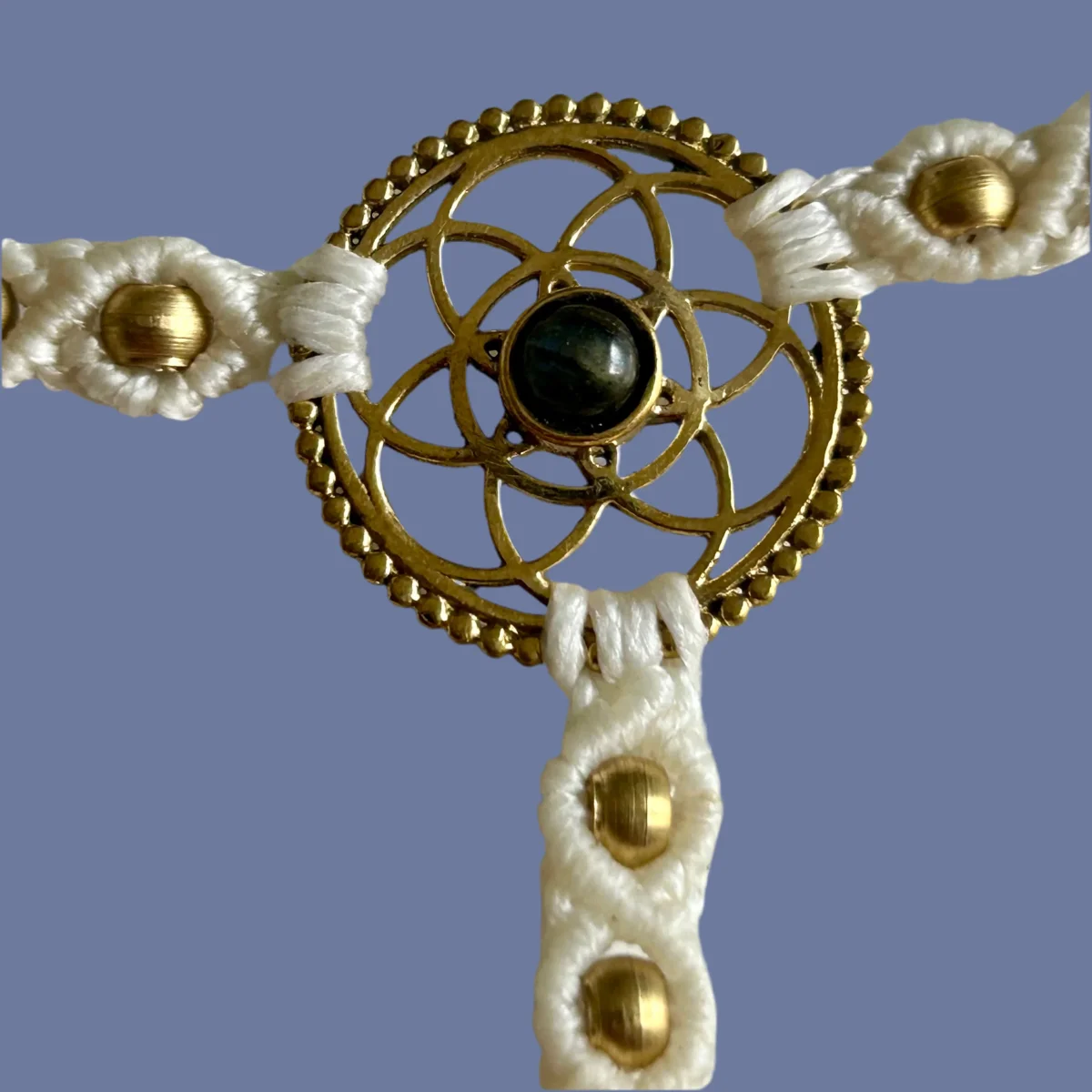 1. Flower of Life Handsmyckesarmband i makramé - Bild 9