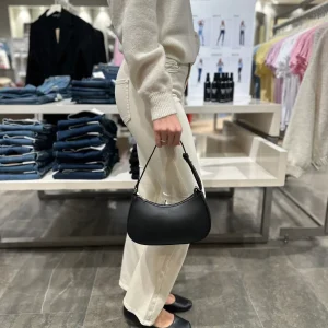 PCALUANA Bag - Black
