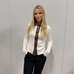 Britney collar SWEATER – Offwhite