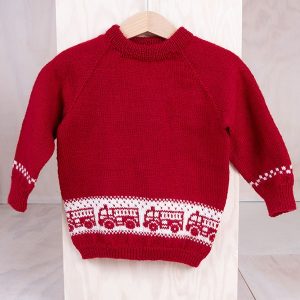 Stickad tröja Brandbil – garnpaket i Bluum Soft Merino Ull