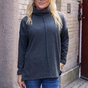 Beatrix Polotröja – Mörkgrå